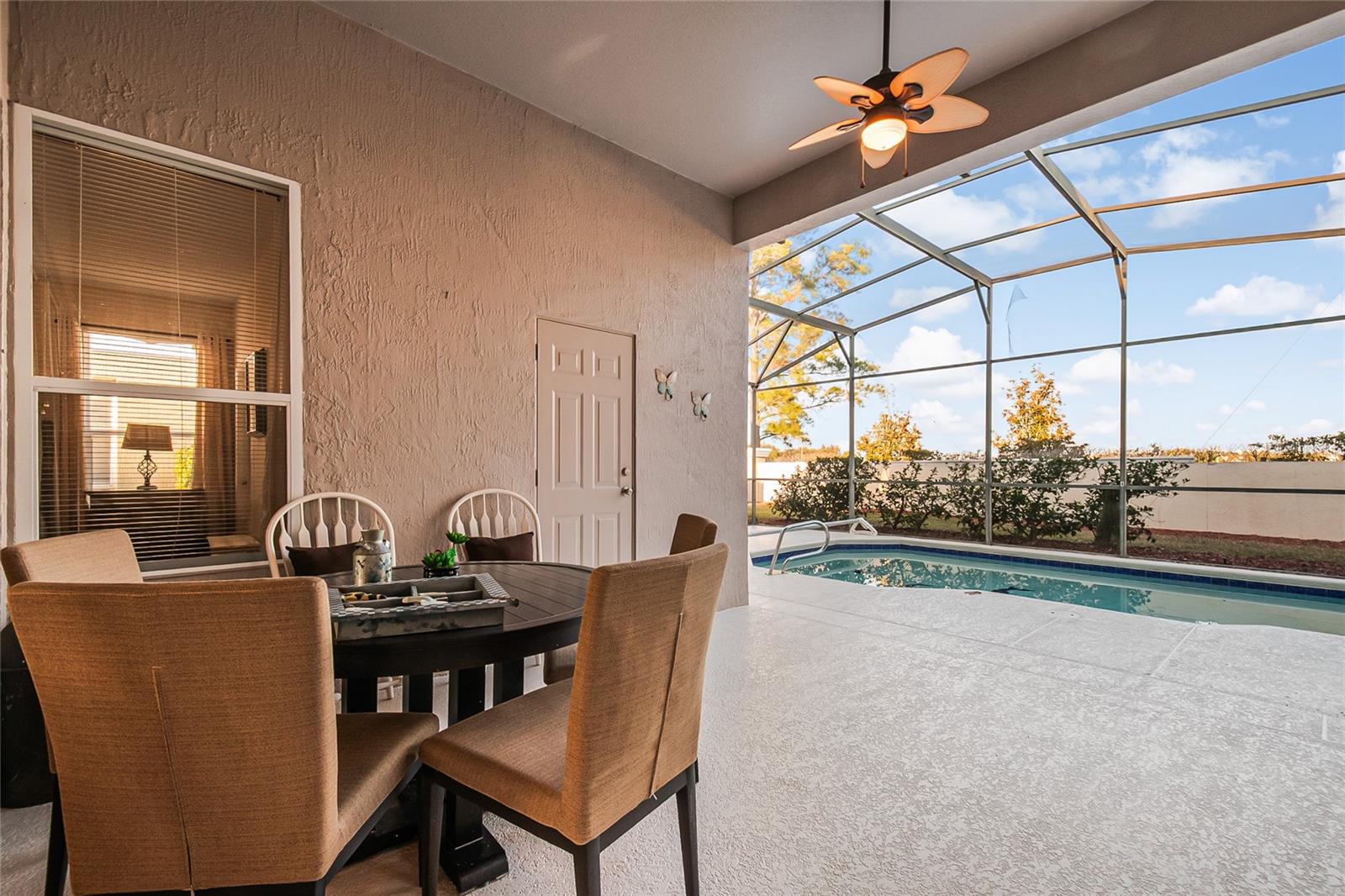 Image 34 of 50 For 8204 Fan Palm Way