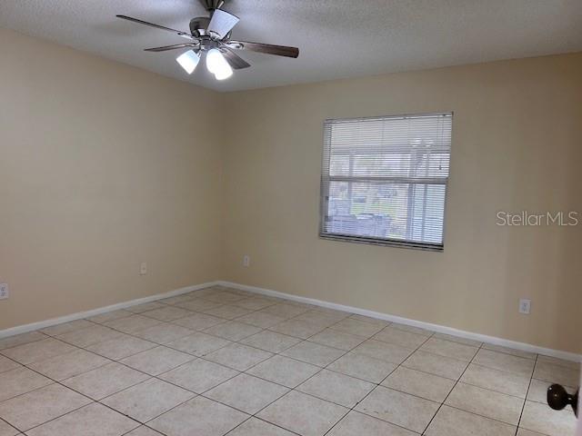 Image 16 of 41 For 40 Country Cove Way