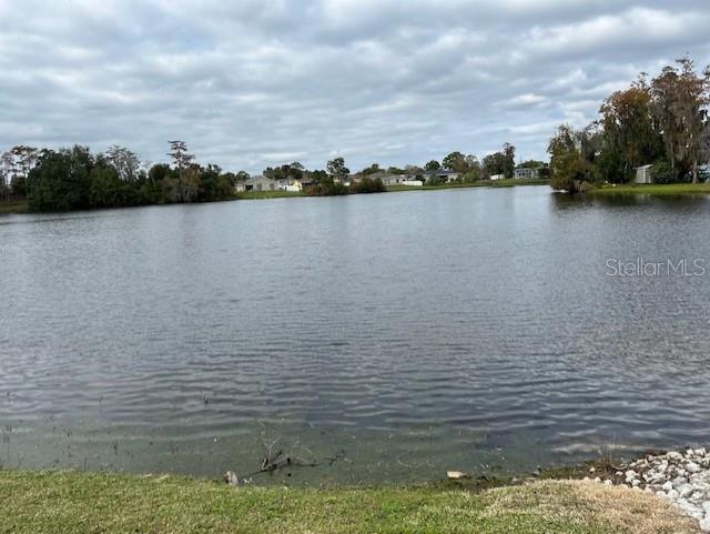 Image 35 of 41 For 40 Country Cove Way