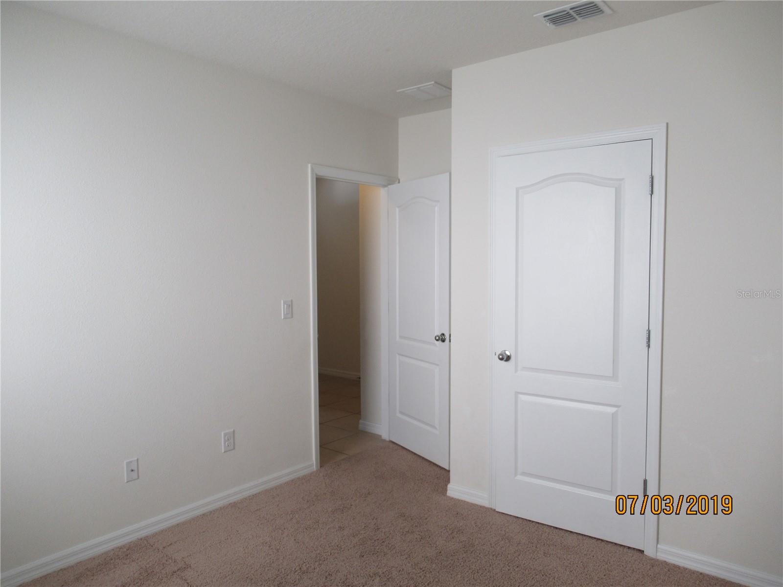 Image 8 of 21 For 3662 Maidencain Street