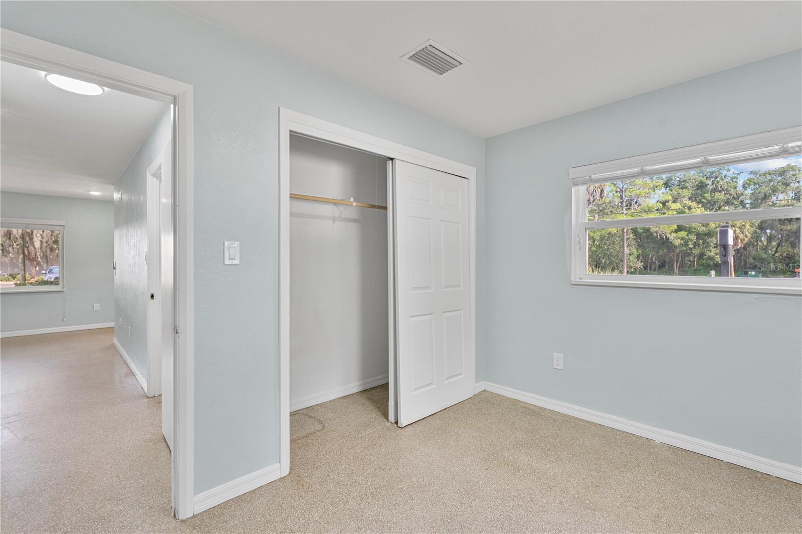 Image 24 of 72 For 11987 Maple Street