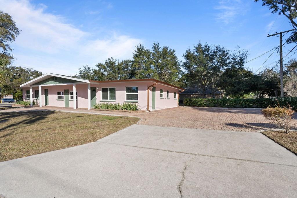 Image 26 of 72 For 11987 Maple Street