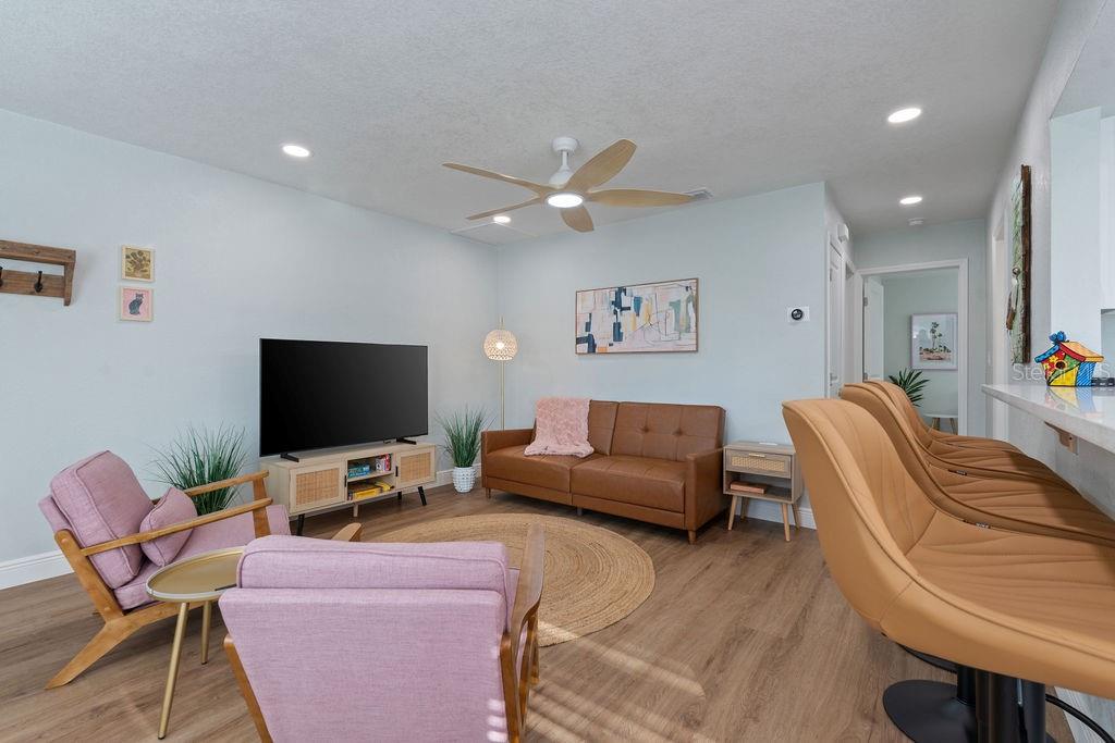 Image 51 of 72 For 11987 Maple Street