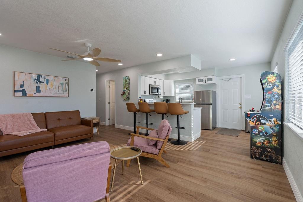 Image 54 of 72 For 11987 Maple Street