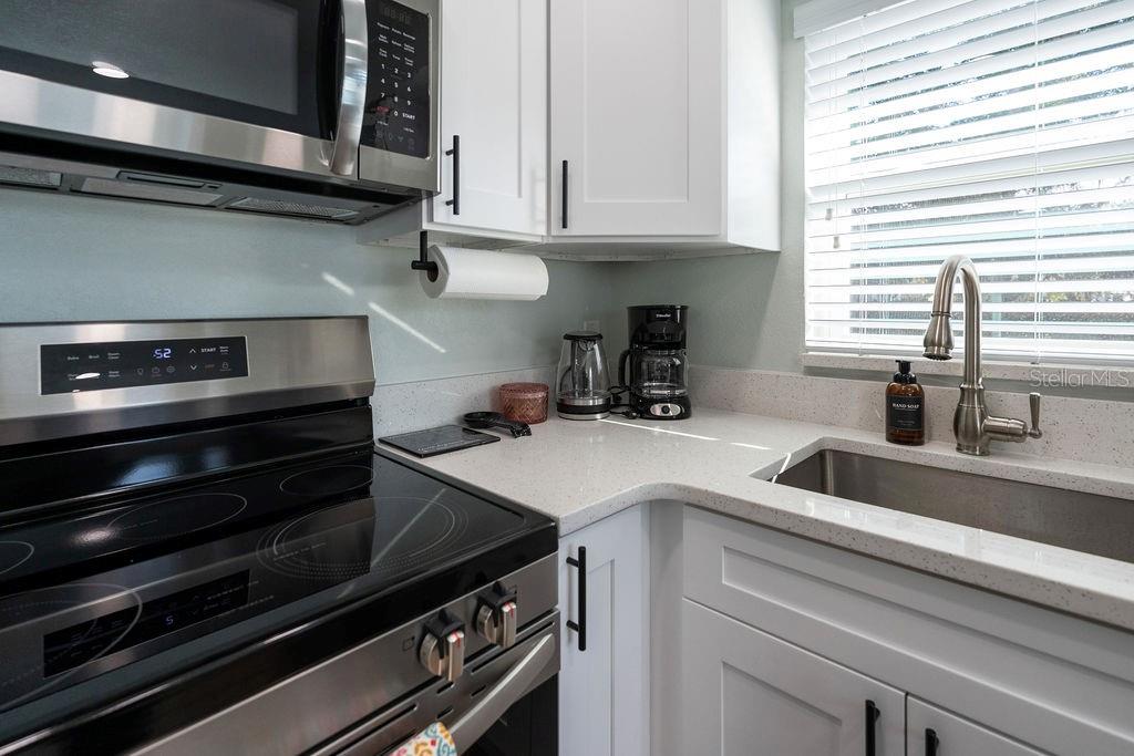 Image 60 of 72 For 11987 Maple Street