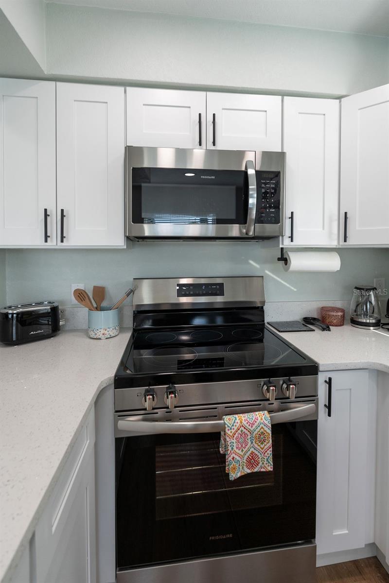 Image 61 of 72 For 11987 Maple Street