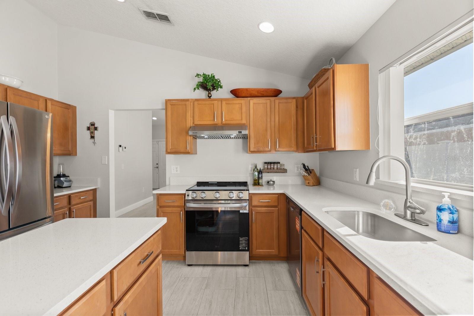 Image 15 of 31 For 3050 Mandolin Drive