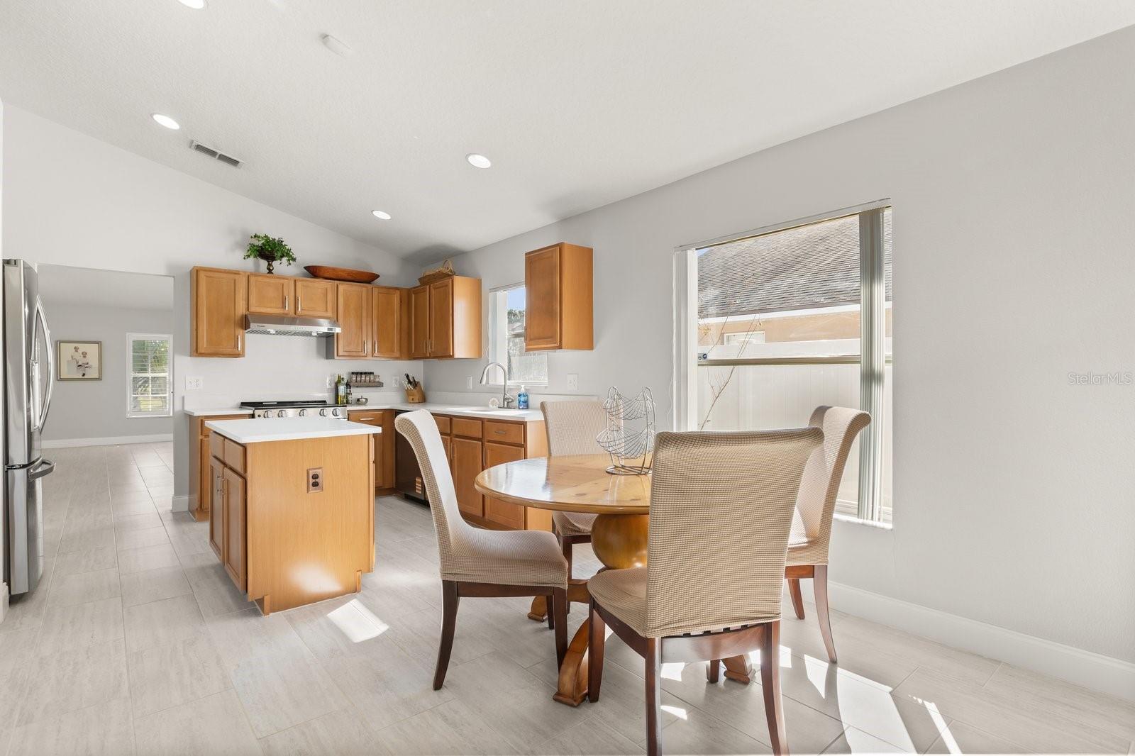 Image 16 of 31 For 3050 Mandolin Drive