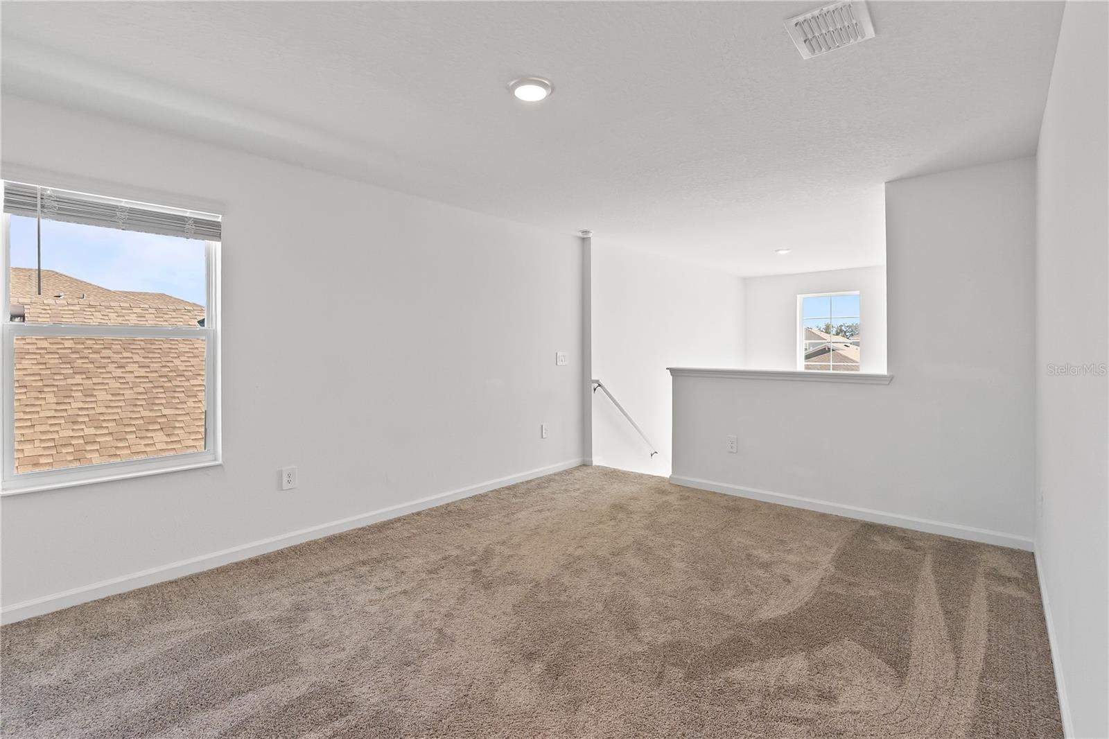 Image 20 of 39 For 4253 Twisted Twig Bend