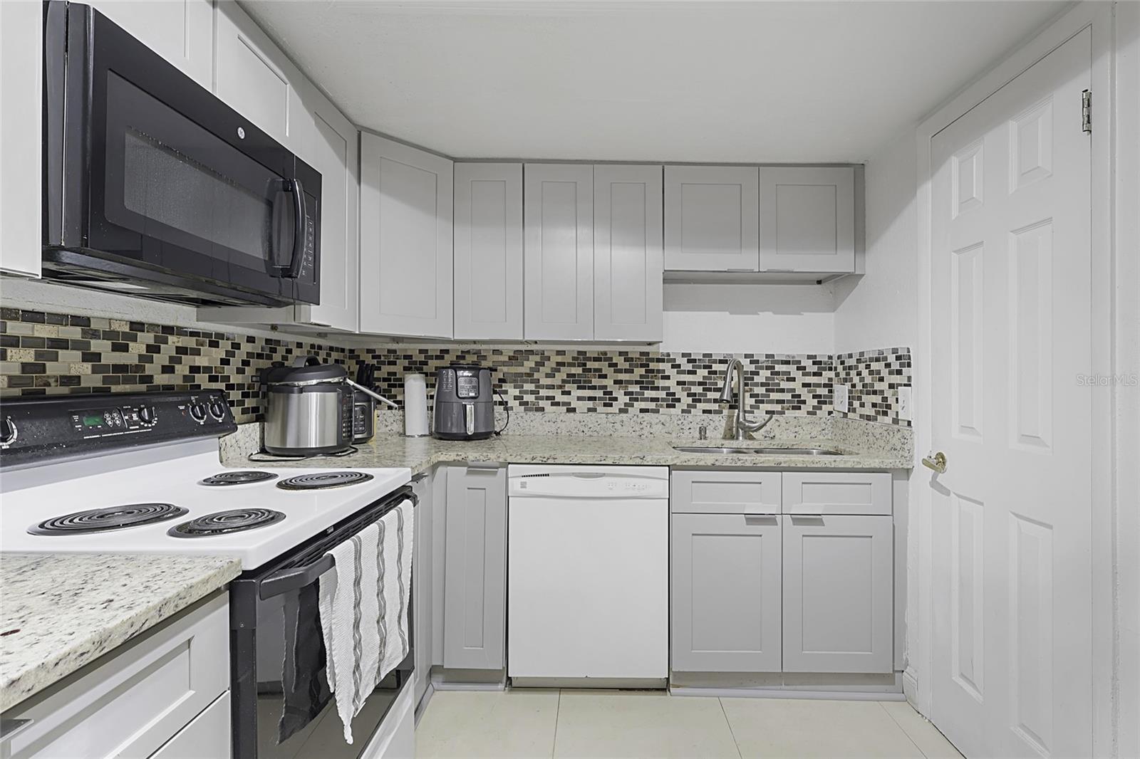 Image 8 of 27 For 2408 Barley Club Court 2