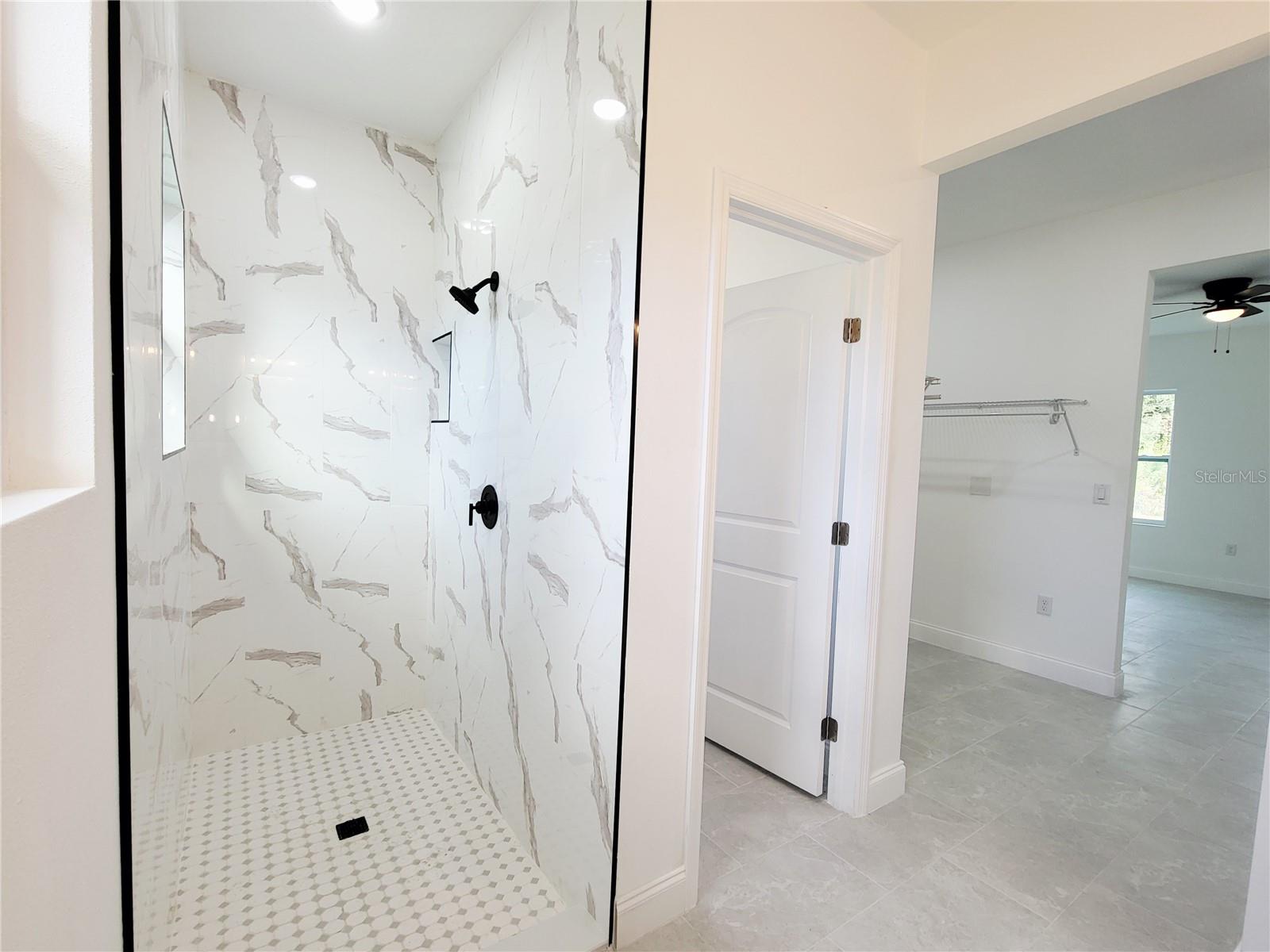 Image 4 of 8 For 1171 Sapphire Street Se