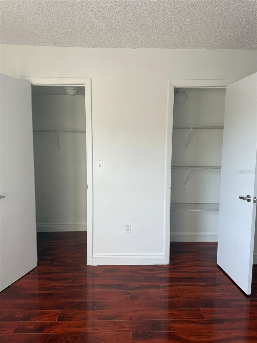 Image 13 of 18 For 6036 Amberly Court T23