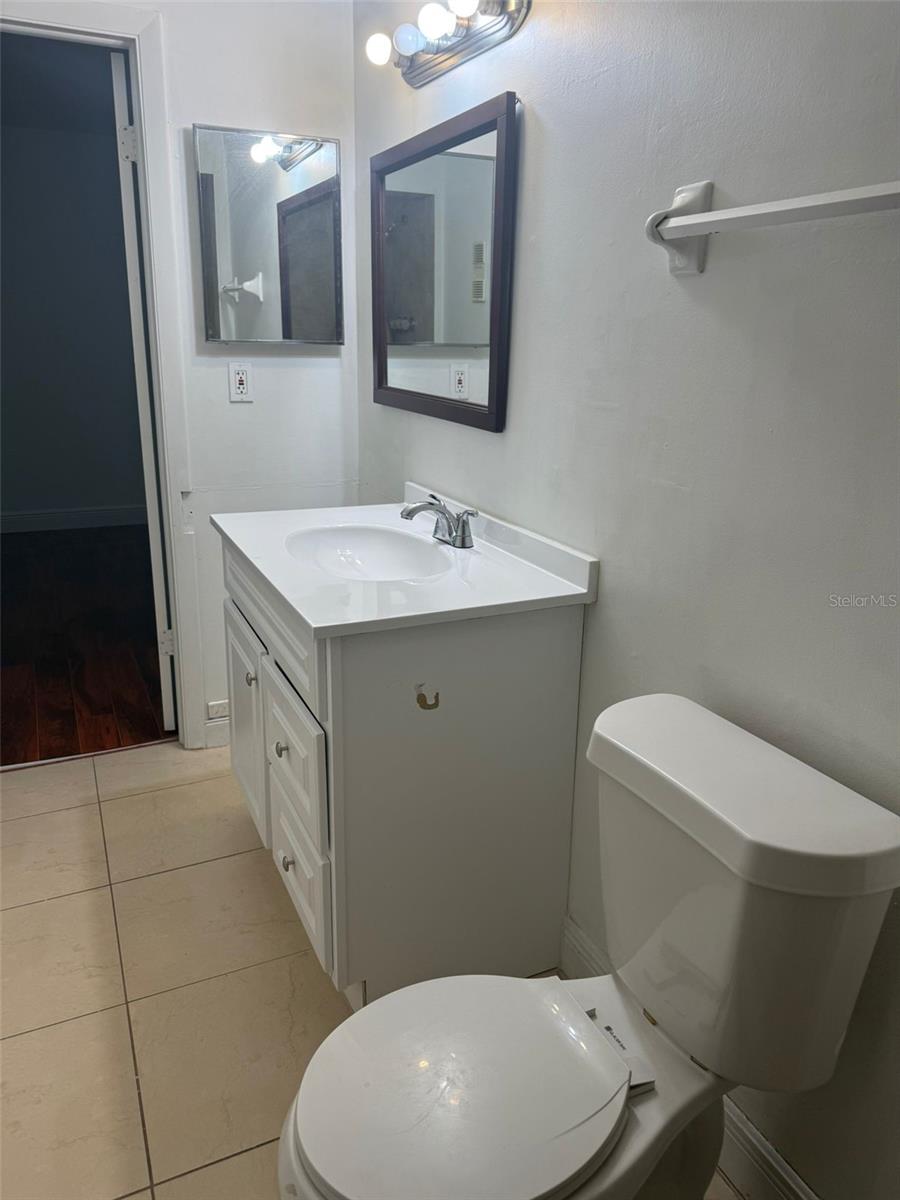 Image 15 of 18 For 6036 Amberly Court T23