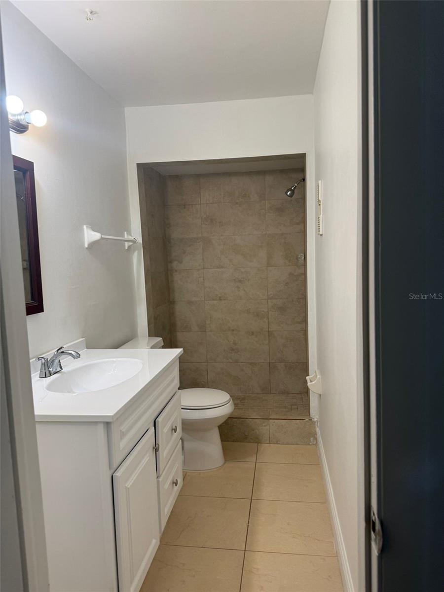 Image 16 of 18 For 6036 Amberly Court T23