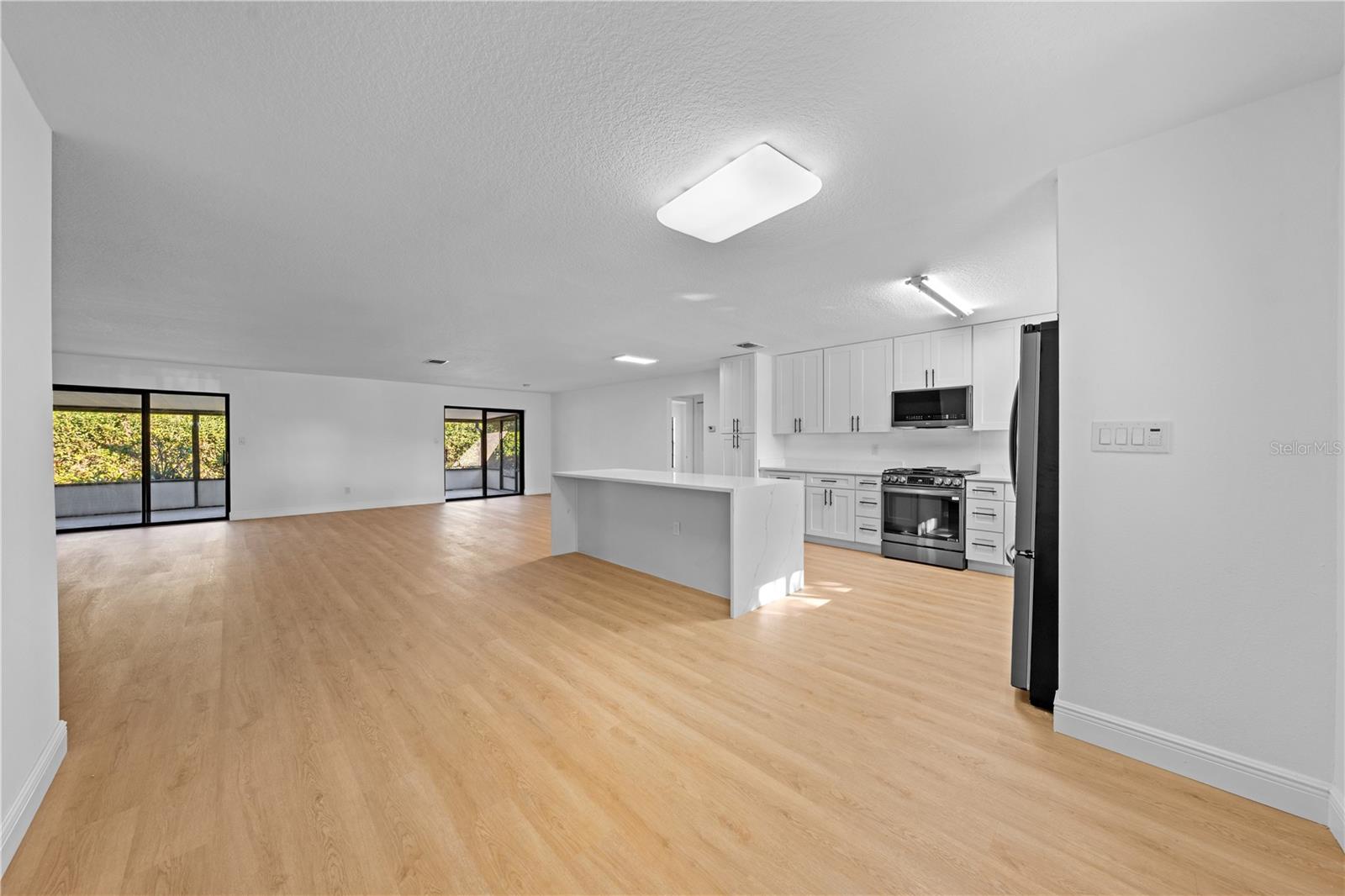 Image 16 of 41 For 5003 Gardengate Lane