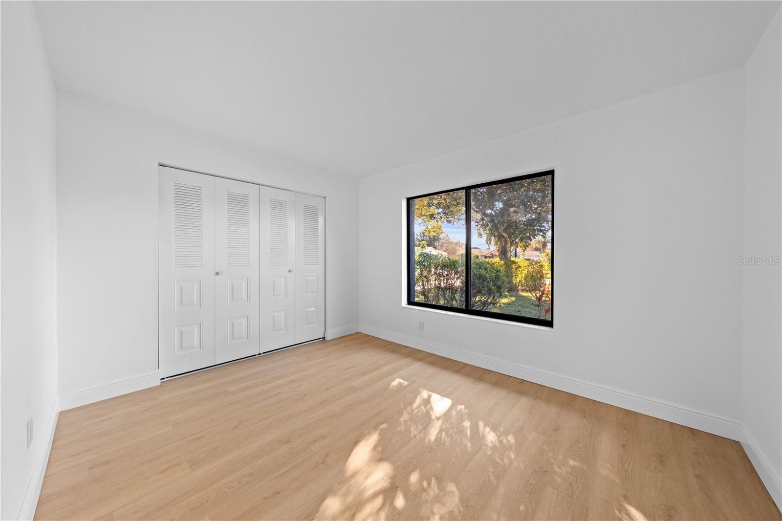 Image 27 of 41 For 5003 Gardengate Lane