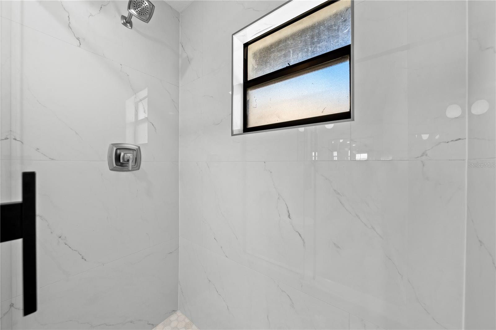 Image 29 of 41 For 5003 Gardengate Lane