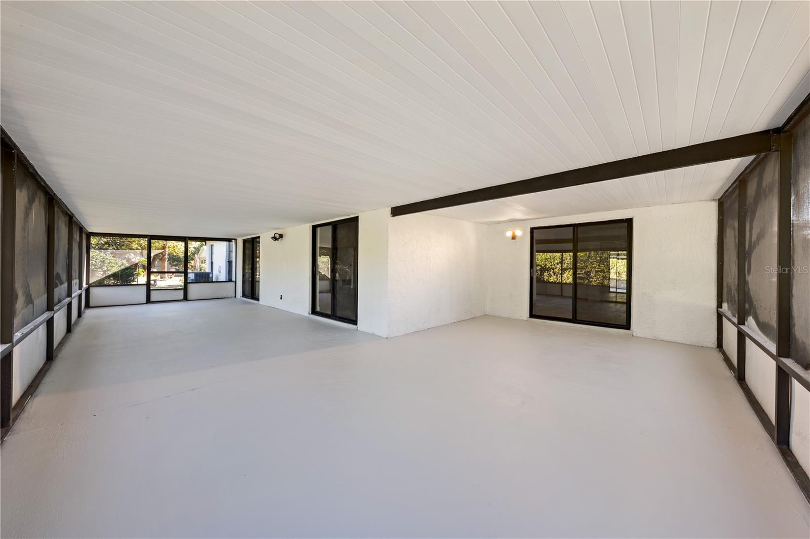 Image 33 of 41 For 5003 Gardengate Lane