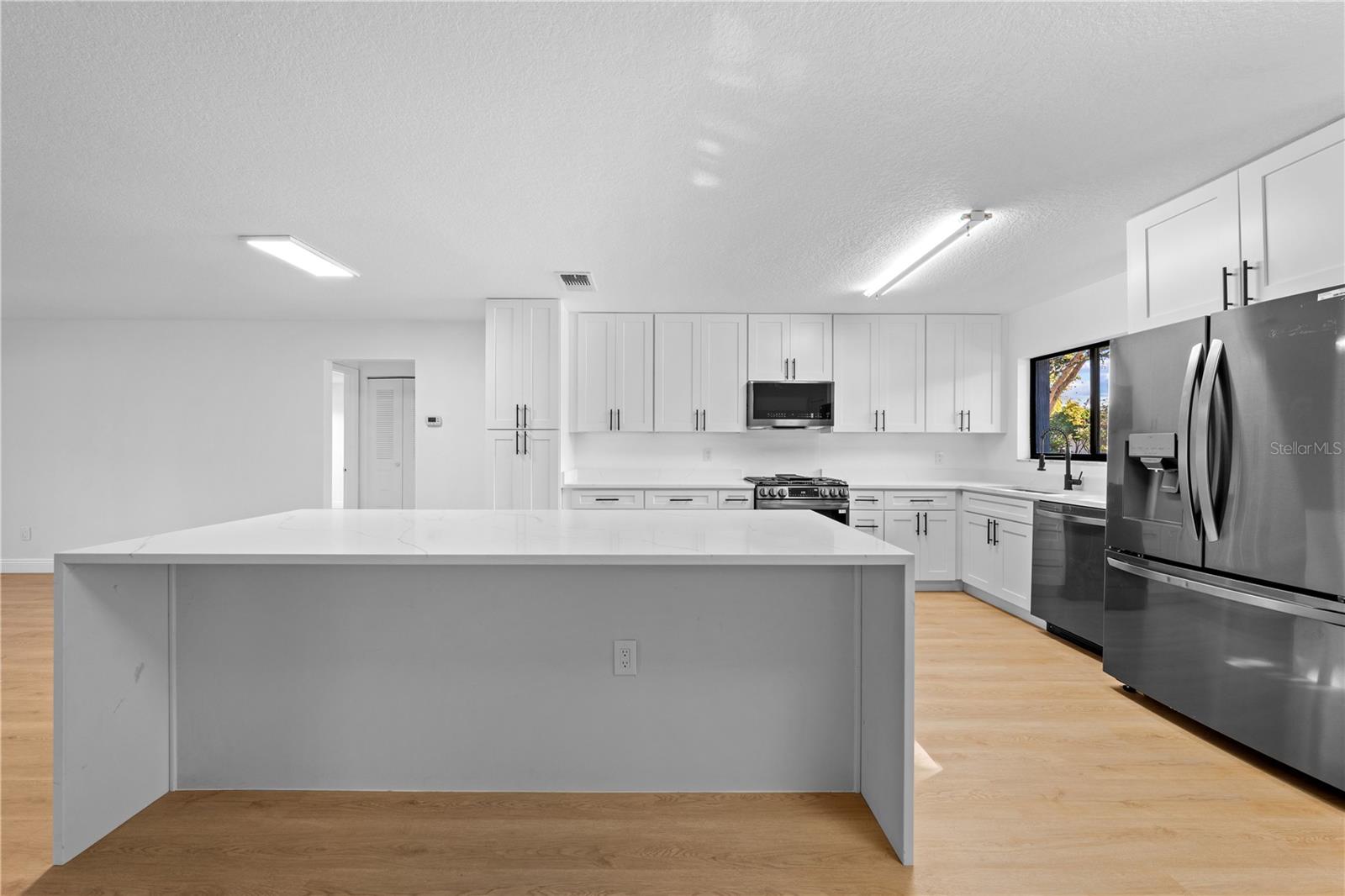 Image 6 of 41 For 5003 Gardengate Lane