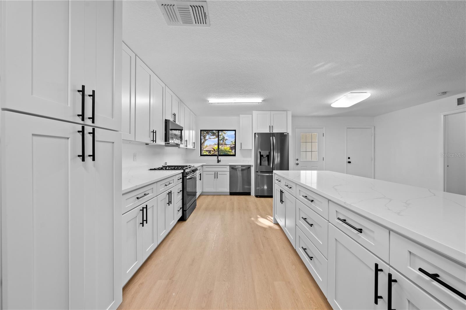 Image 7 of 41 For 5003 Gardengate Lane