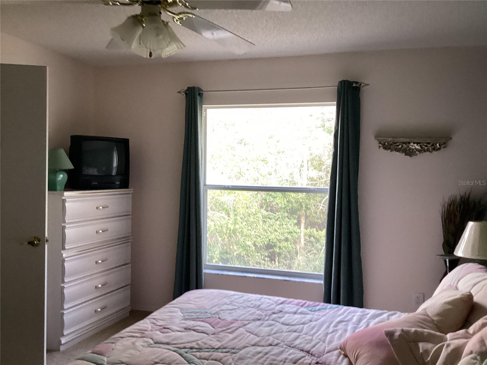 Image 10 of 45 For 13931 Timberland Drive 202