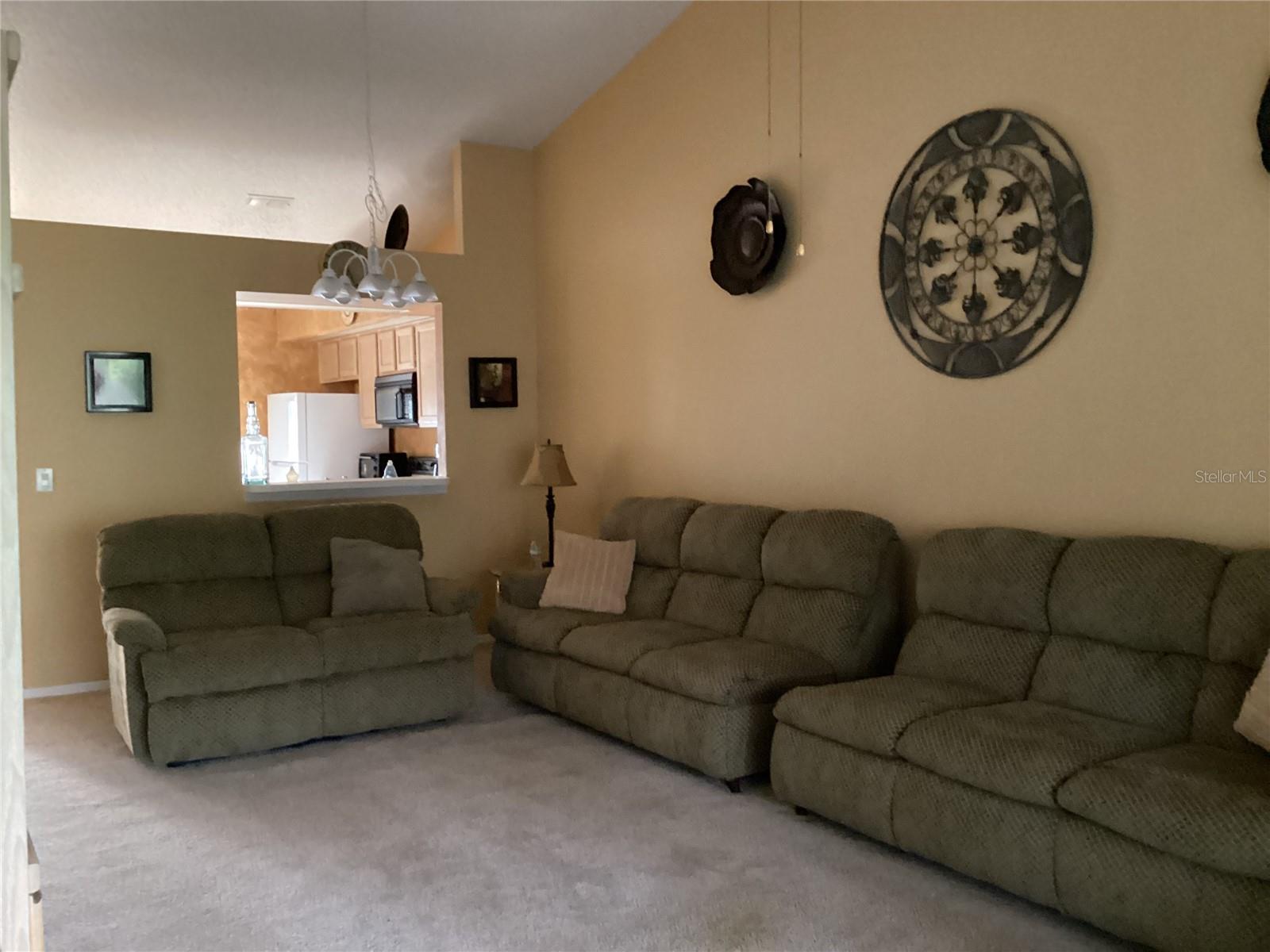 Image 14 of 45 For 13931 Timberland Drive 202