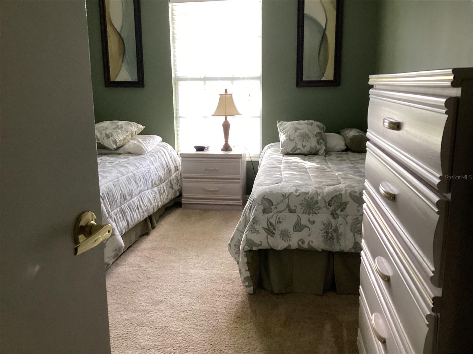 Image 21 of 45 For 13931 Timberland Drive 202