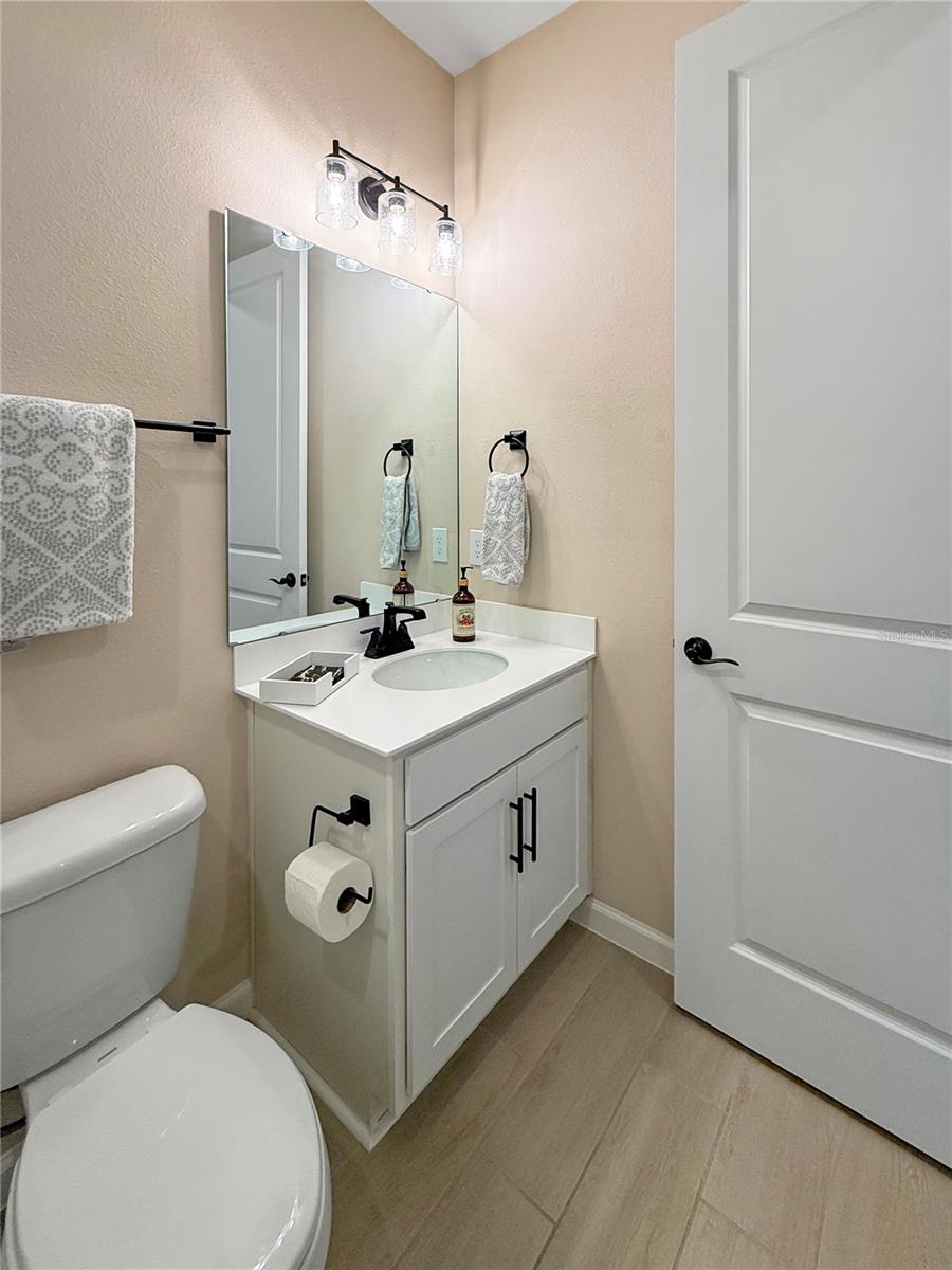 Image 41 of 60 For 2966 Sharp Road