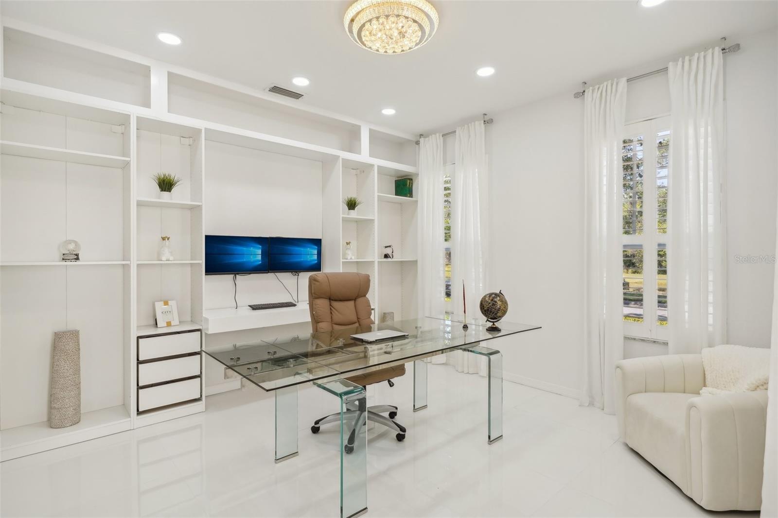 Image 16 of 51 For 6632 Pasturelands Pl