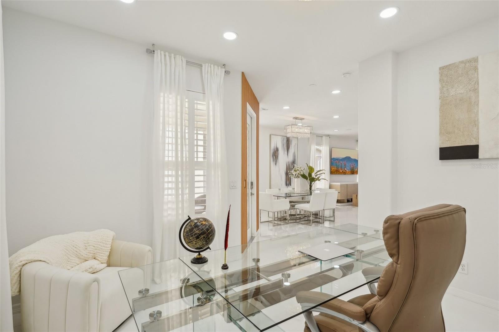 Image 17 of 51 For 6632 Pasturelands Pl