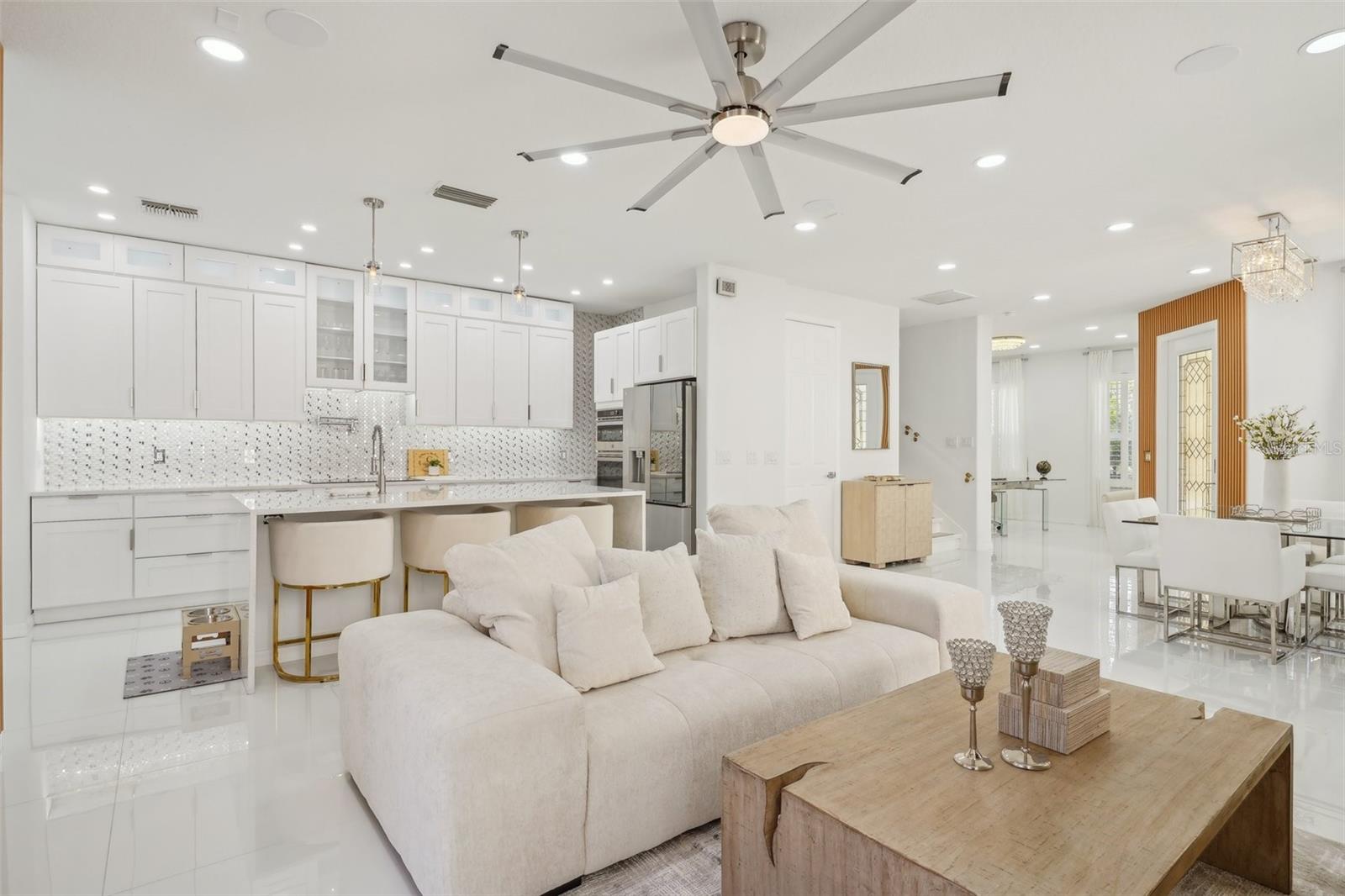 Image 9 of 51 For 6632 Pasturelands Pl