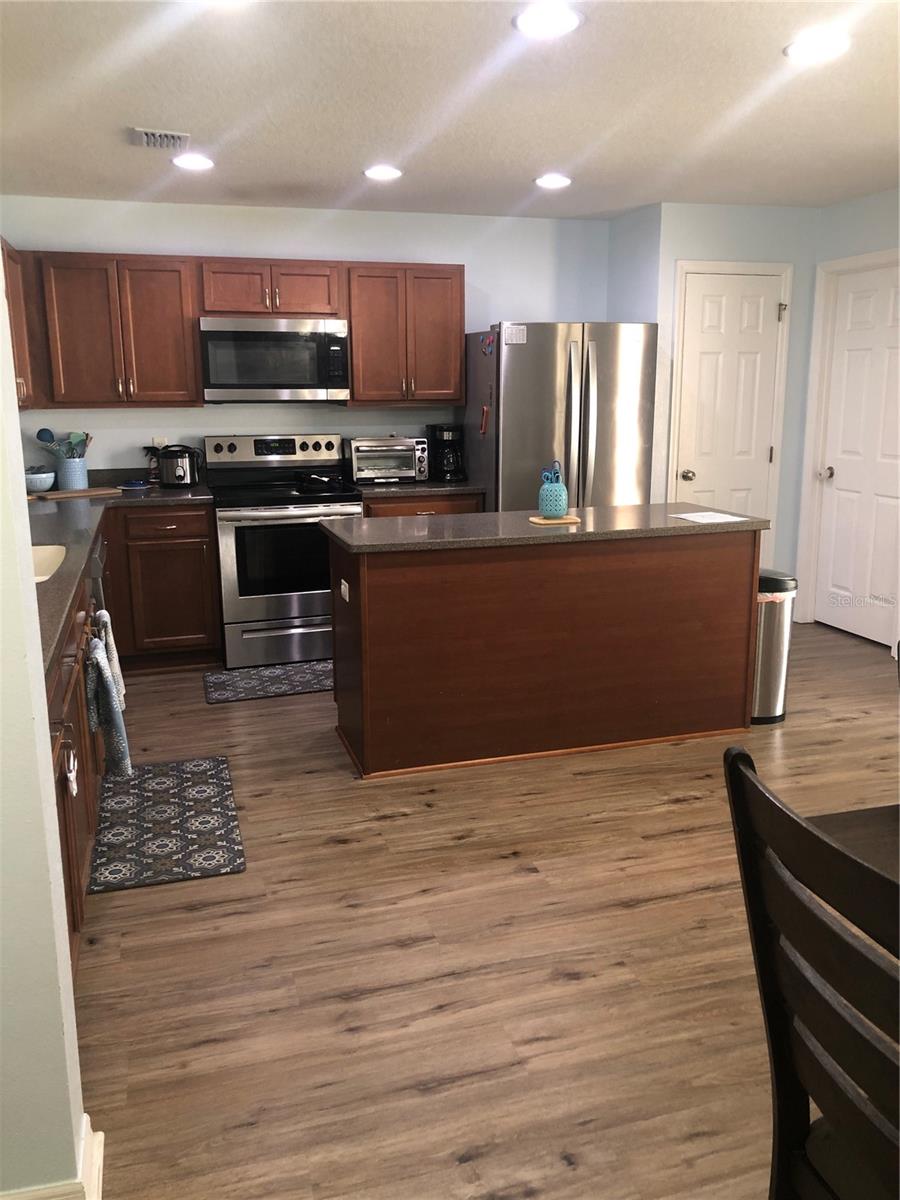 Image 5 of 6 For 2419 Lacerta Drive