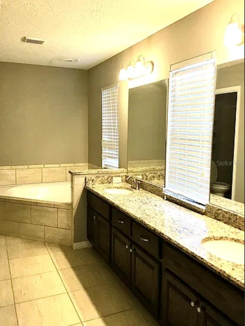 Image 13 of 18 For 580 Pacito Way