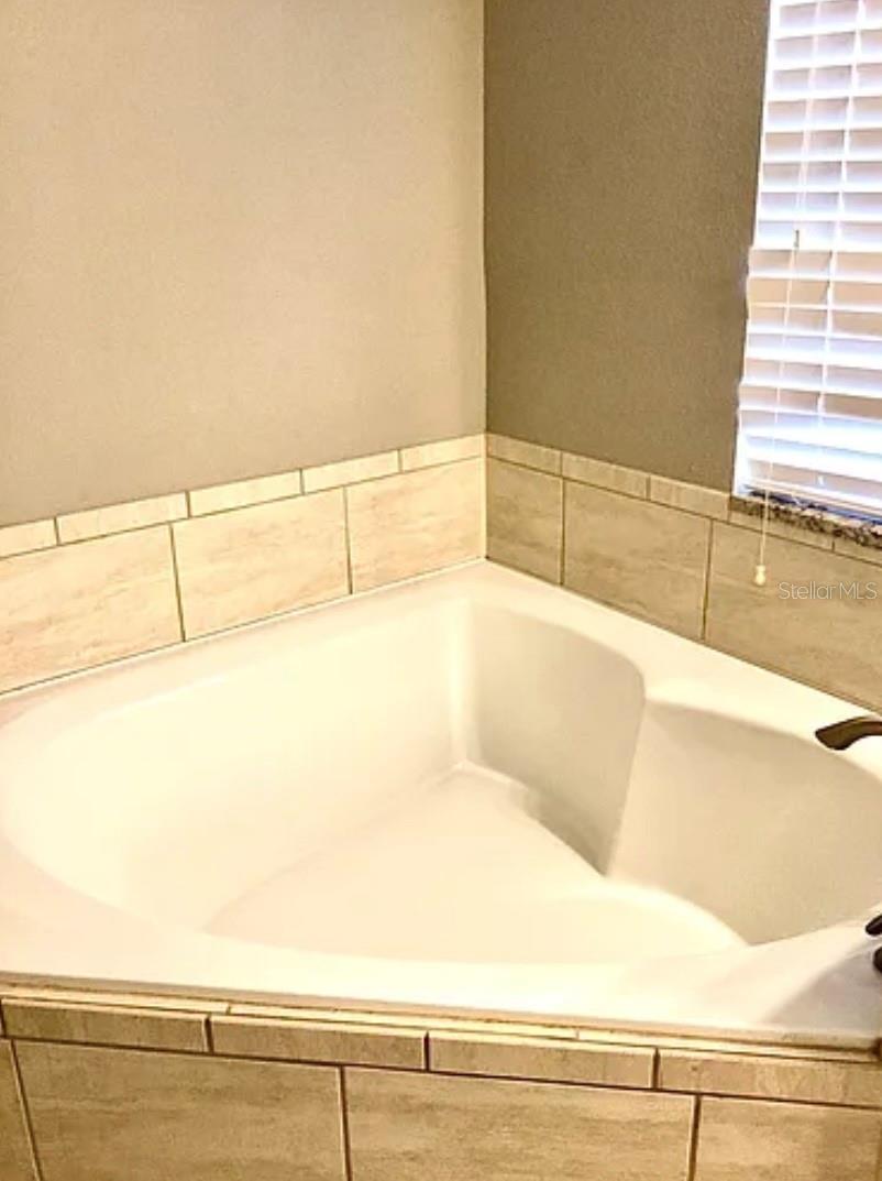 Image 14 of 18 For 580 Pacito Way