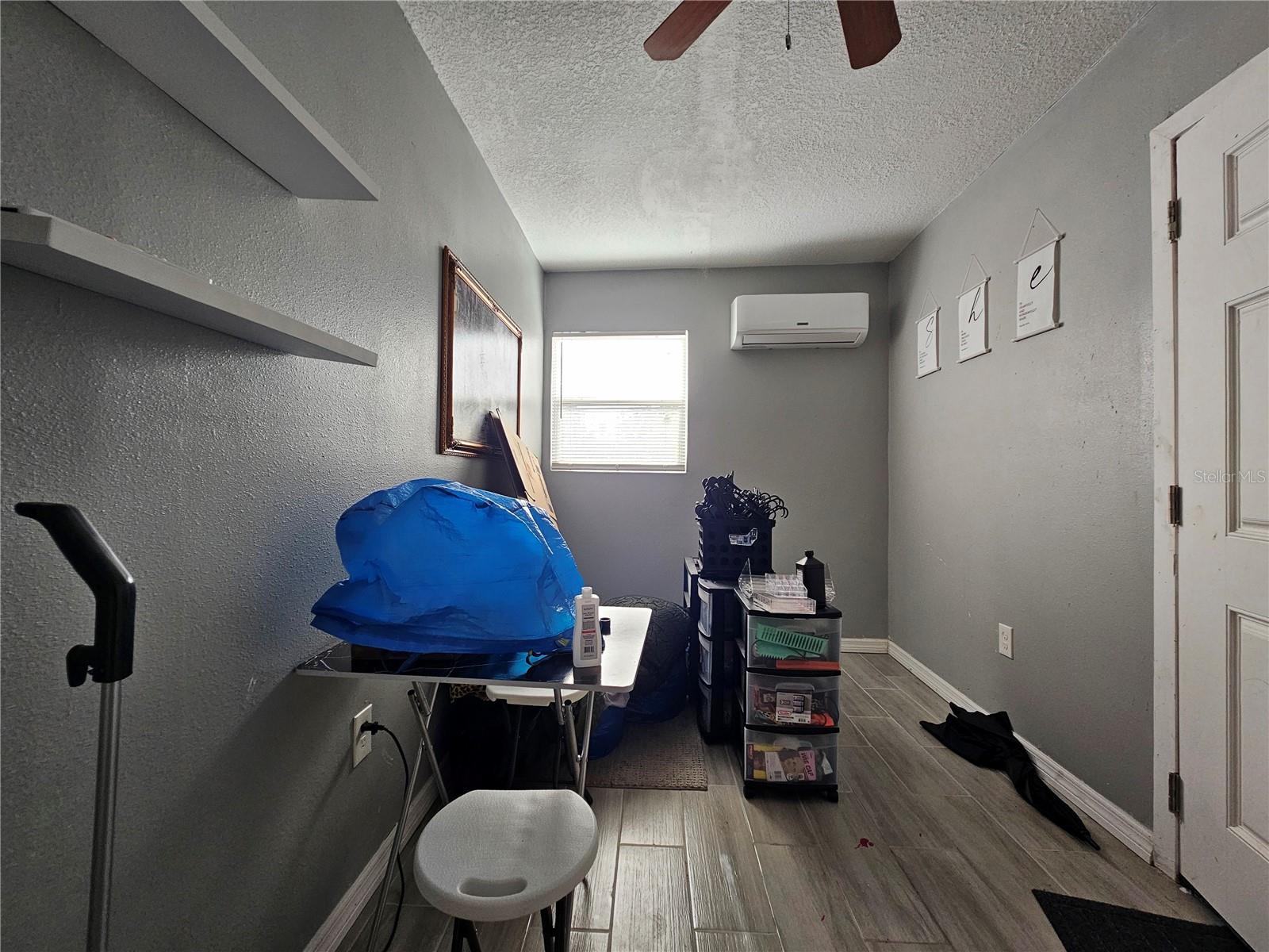 Image 37 of 40 For 4930 Hernandes Drive