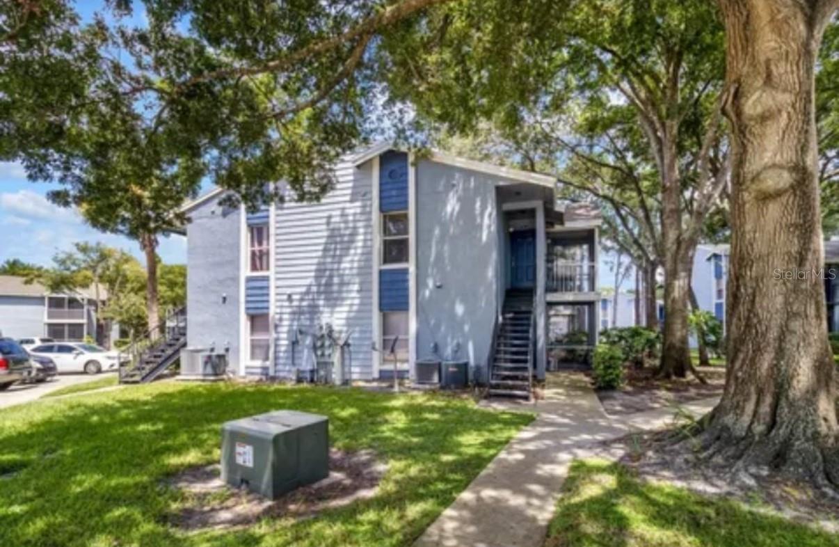 Image 19 of 28 For 3827 Bay Club Circle 204