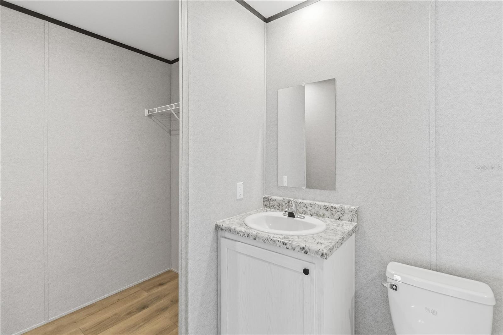 Image 15 of 20 For 2003 Oak Street