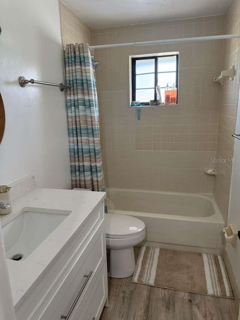 Image 10 of 12 For 12224 Royal Palm Blvd  D5