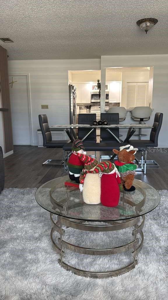 Image 4 of 12 For 12224 Royal Palm Blvd  D5