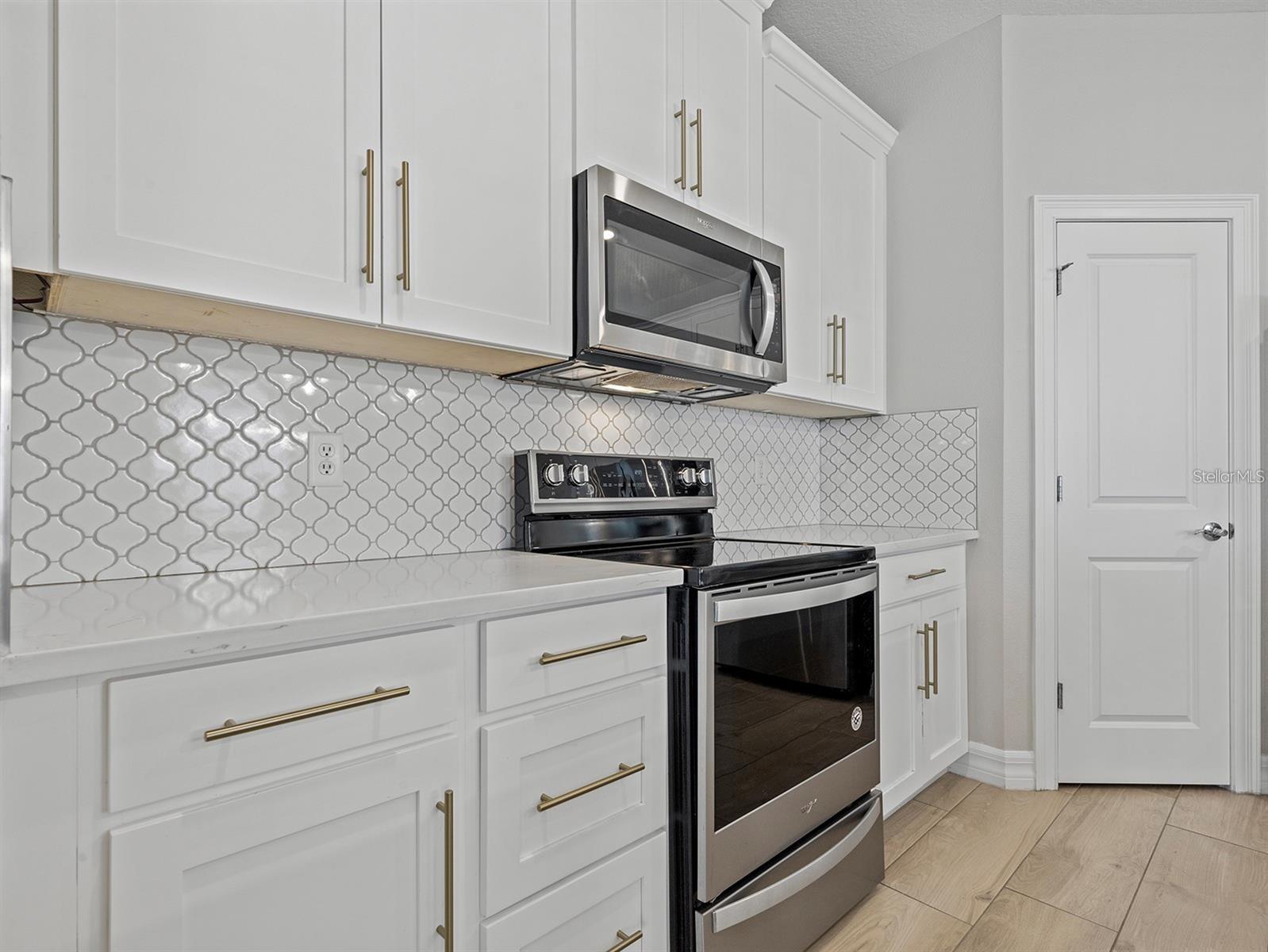 Image 11 of 43 For 14341 Lanikai Beach Drive