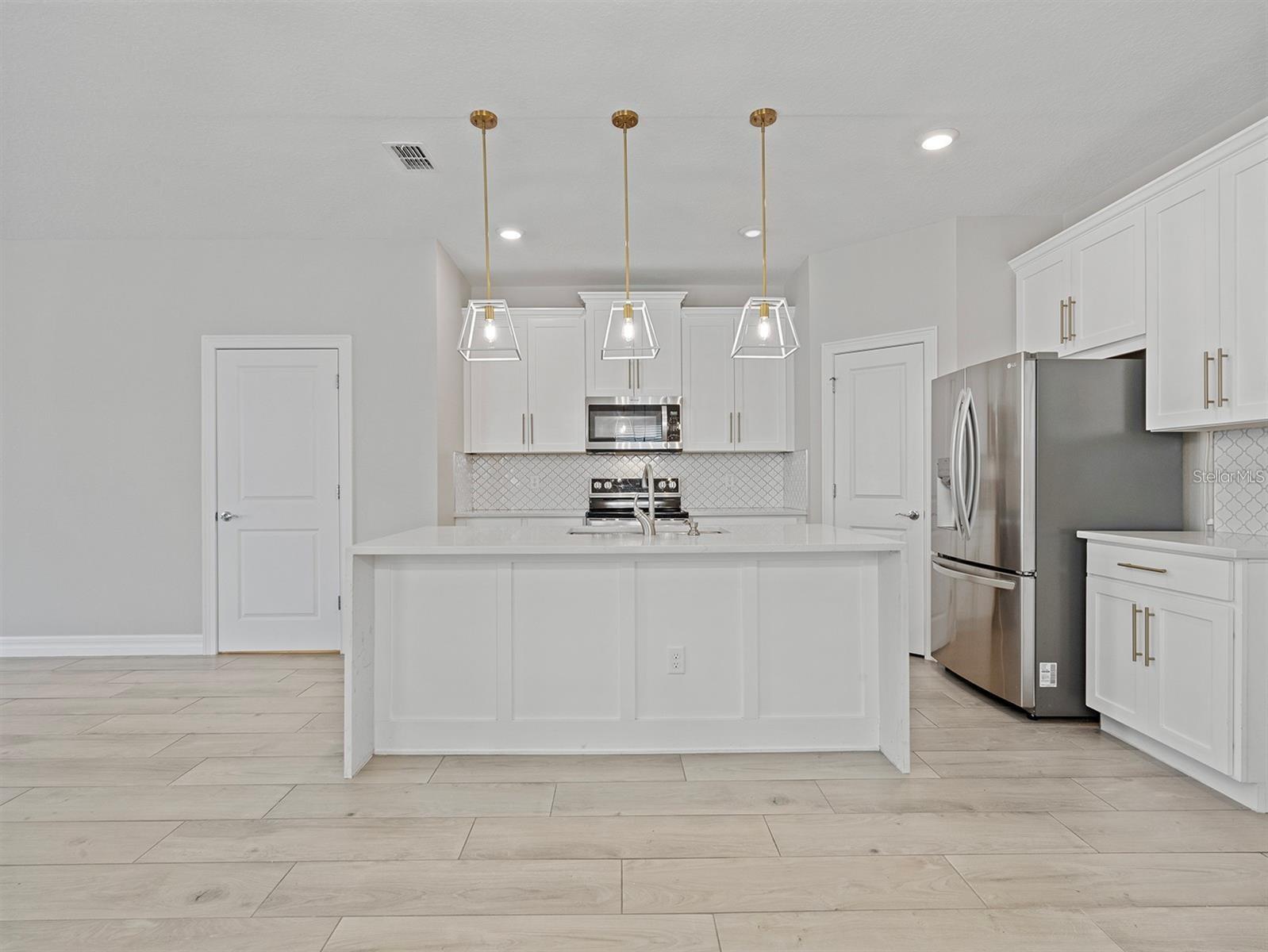 Image 14 of 43 For 14341 Lanikai Beach Drive