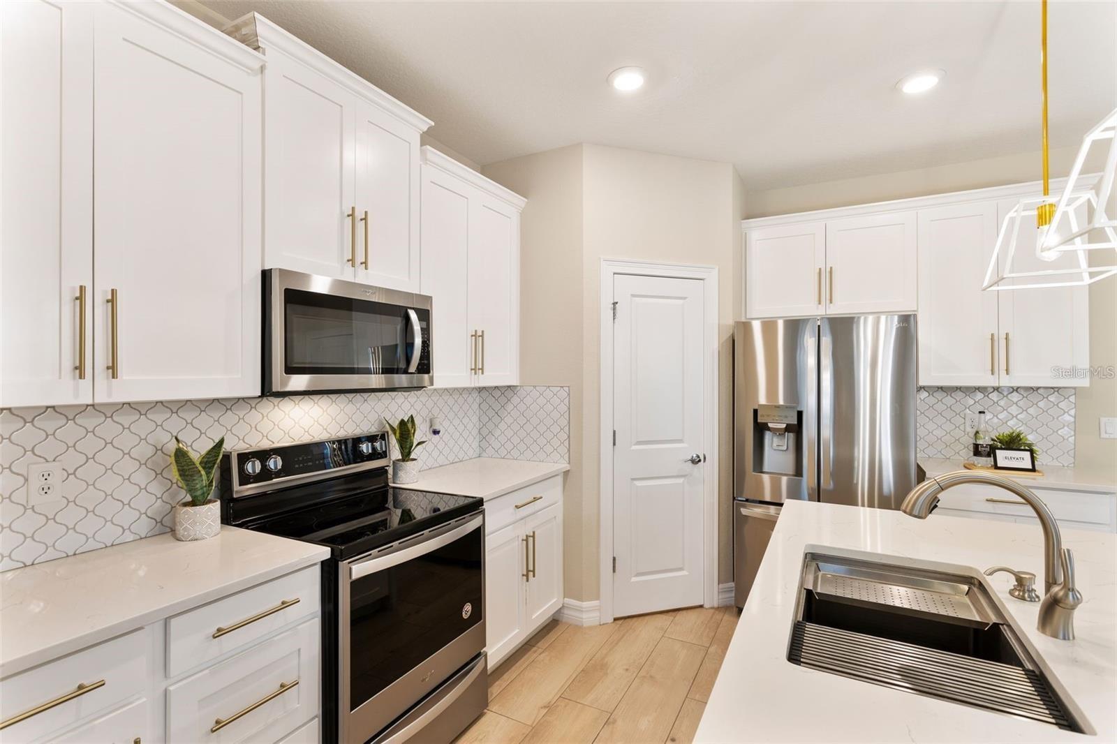 Image 35 of 43 For 14341 Lanikai Beach Drive