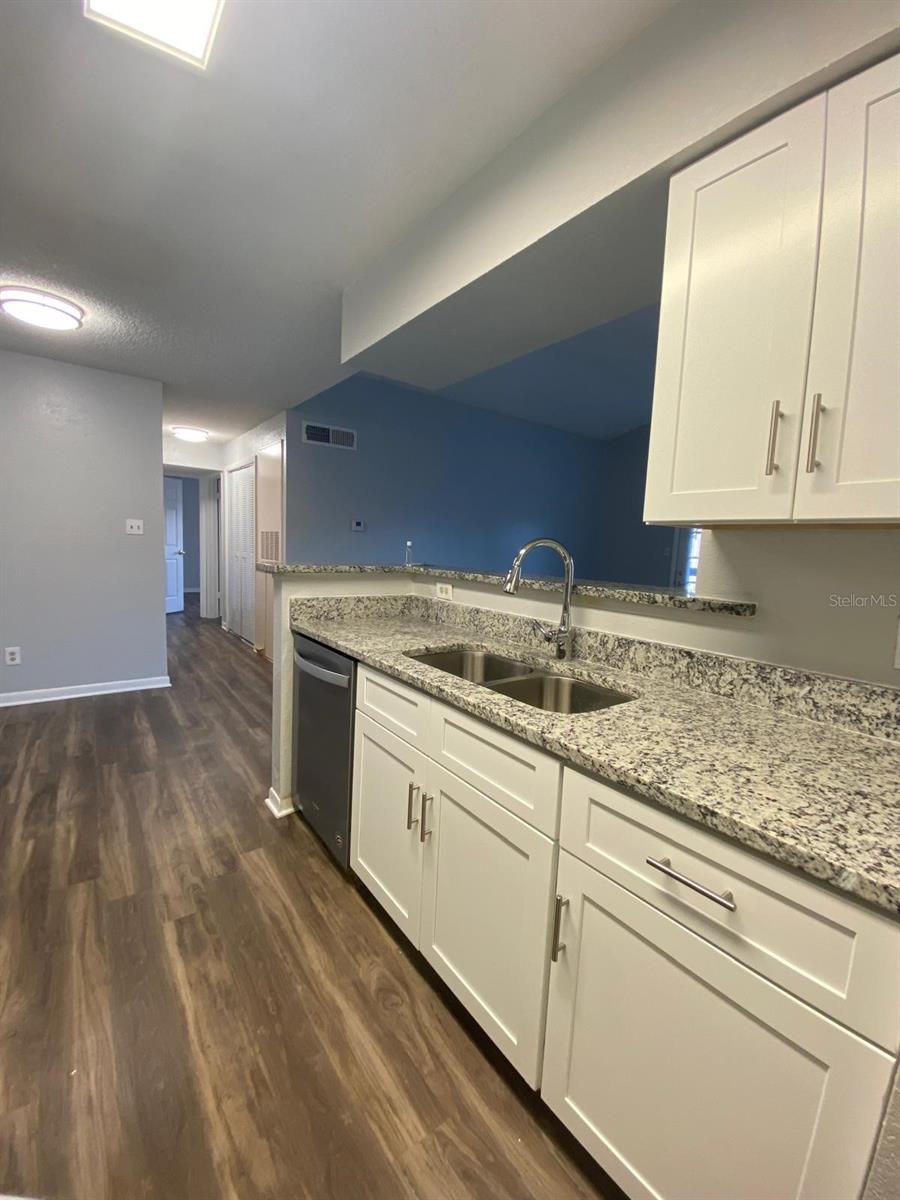 Image 15 of 15 For 4400 Thornbriar Lane 205