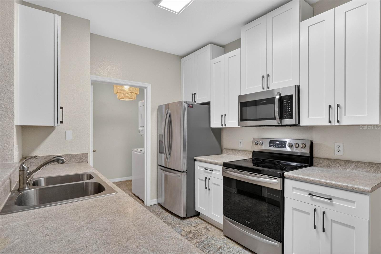 Image 14 of 62 For 5011 Hemingway Circle 5011