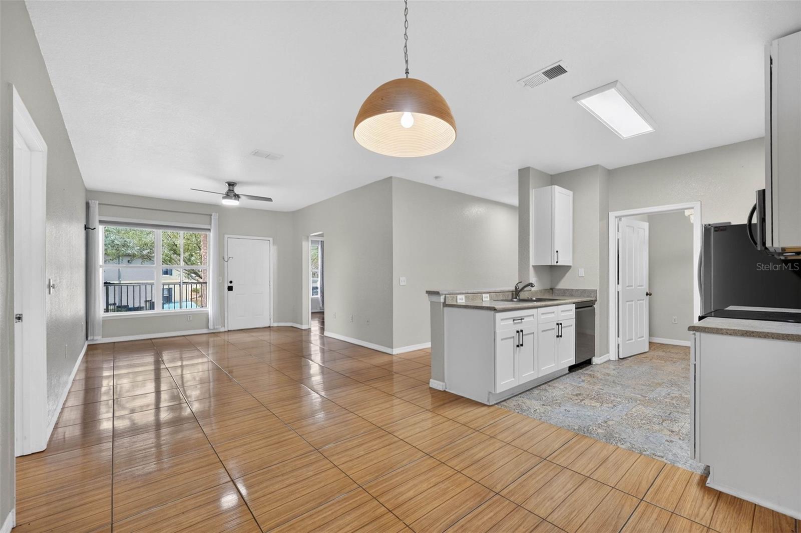 Image 7 of 62 For 5011 Hemingway Circle 5011