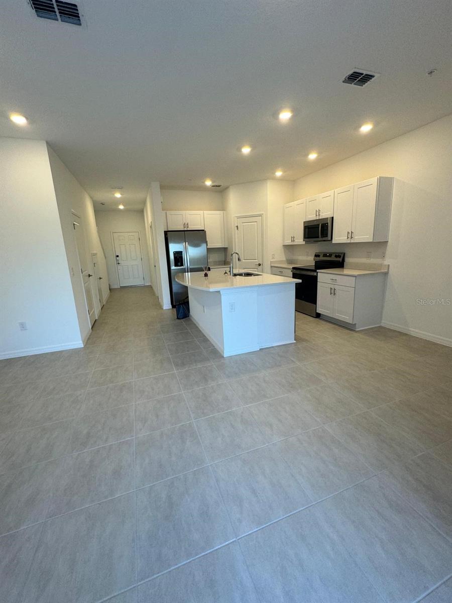 Image 3 of 14 For 5160 Quakers Place