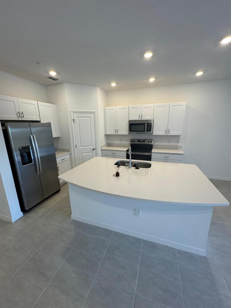 Image 6 of 14 For 5160 Quakers Place