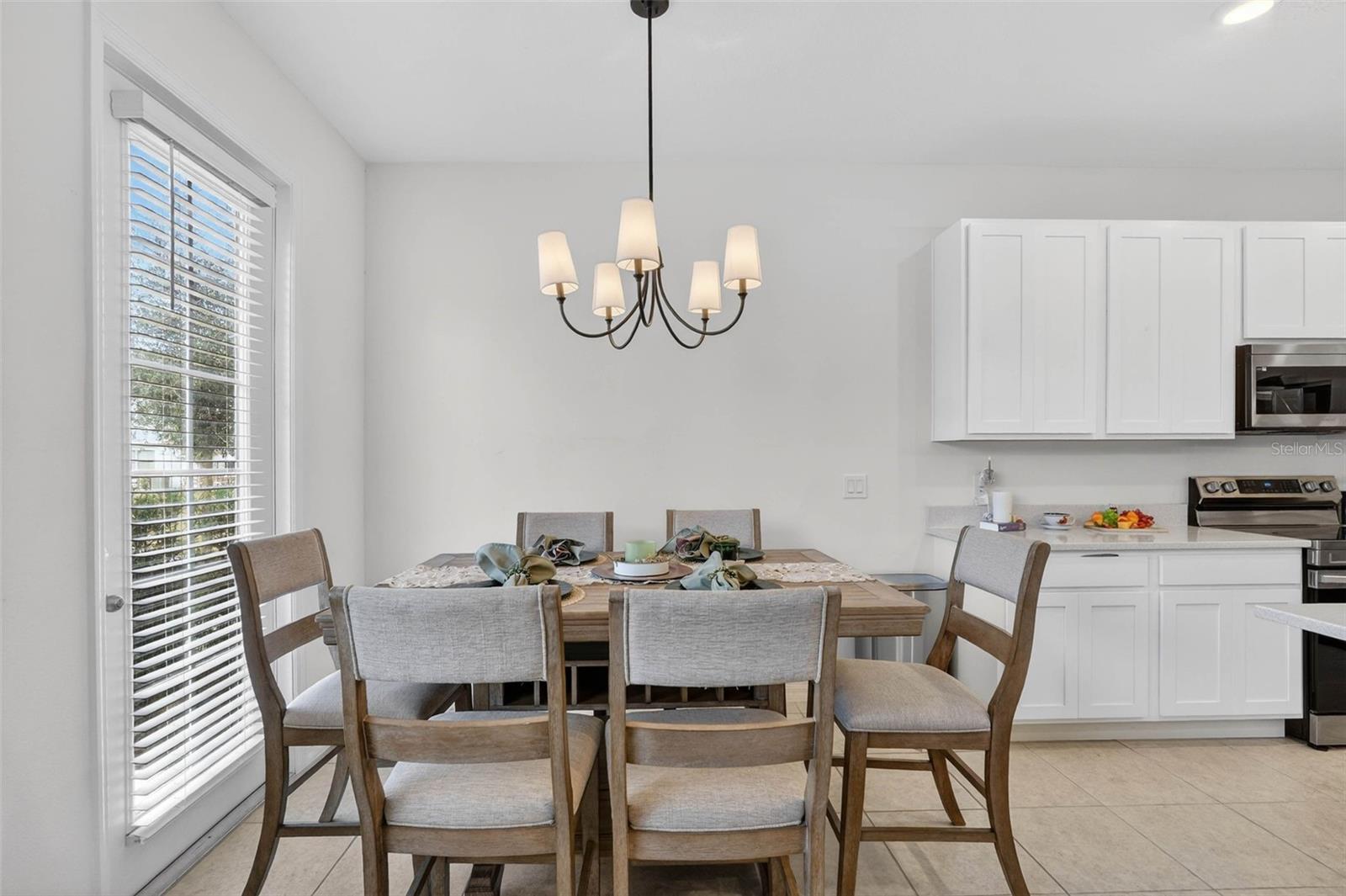 Image 14 of 77 For 832 Longboat Drive