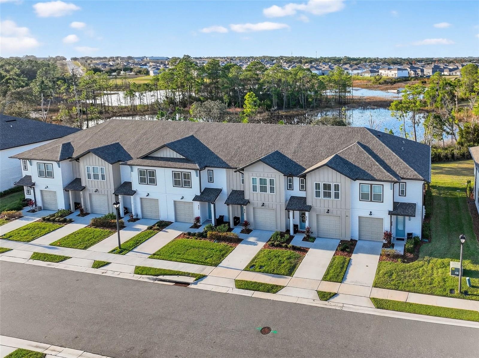 Image 41 of 77 For 832 Longboat Drive