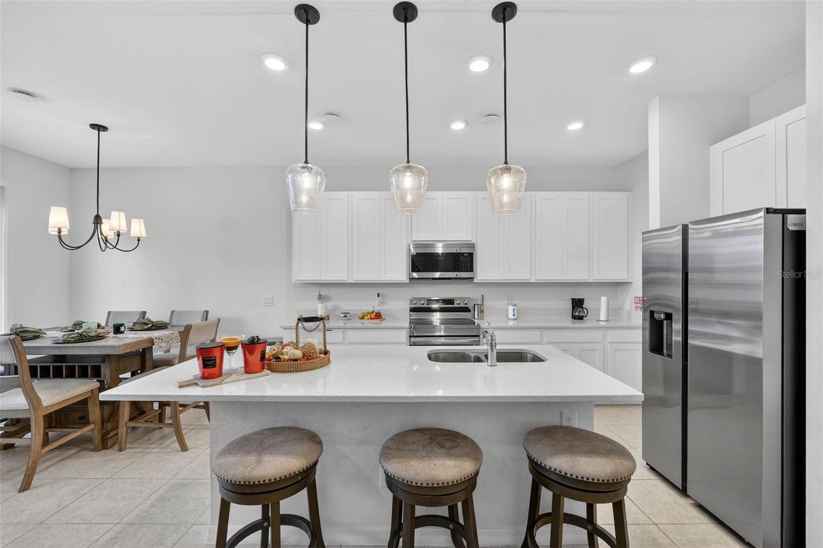 Image 7 of 77 For 832 Longboat Drive